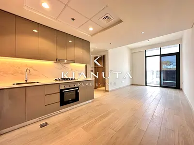 CORNER| BRIGHT | HIGH FLOOR | POOL & BOULEVARD VIEW