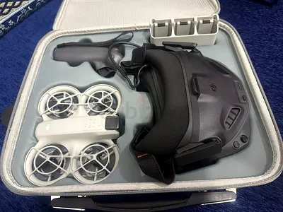 DJI Neo Dron