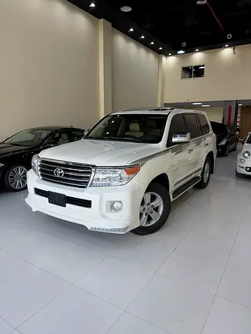 ORGINAL PAINT 100 % Land Cruiser GXR GCC
