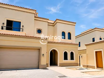 me | Vacant 4BR Villa | Move-In Ready | Toledo