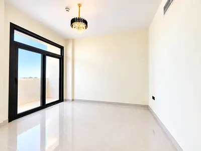 Big offer 12 Cheque Luxury 1Bedroom With balcony Aljada outside