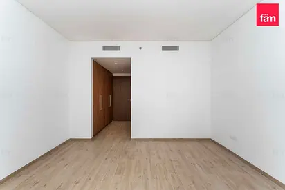 Open View | Bright Unit |Spacious |Prime Location