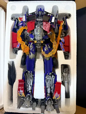 Optimums Prime Transforming Robot Action Figure  - Used