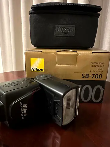 Nikon SB700 AutoFocus Speedlight