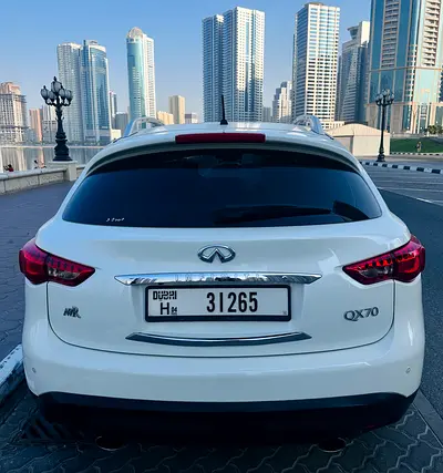 صورة 5 لـ 2019 Infiniti QX70