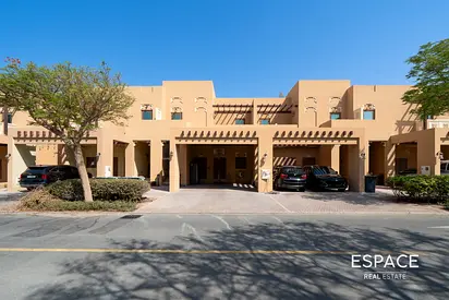 Well Maintained | Single-row | Vacant
