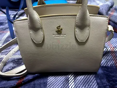 Cream structured women's handbag U.S Polo with zip pocket - good condition