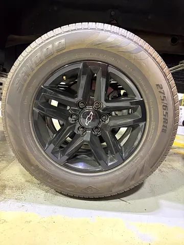 Set of 4 tires OTANI 275/65R18 in great condition