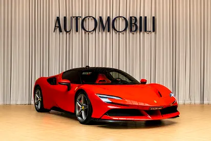 WARRANTY TILL 2028 | SERVICE TILL 2030 | HIGH OPTIONS | SERVICE HISTORY AVAILABLE | LOW MILEAGE