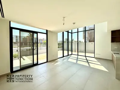 4BR | Family Living | Community & Garden View
