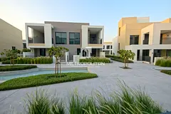 Spacious Layout | Single Row | Close to Amenities