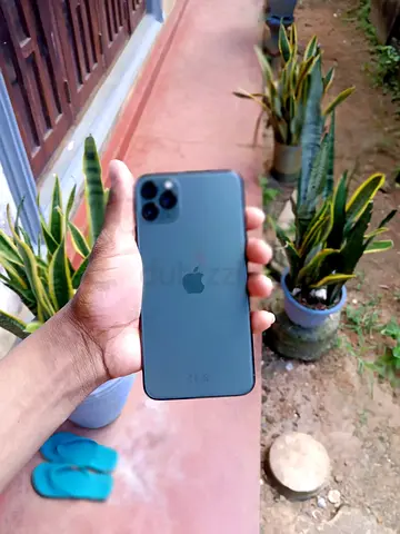 iPhone 11 Pro Max - 256,Good Condition:-95%, Green, Unlocked,Bettry:-81%,ONLY PHONE