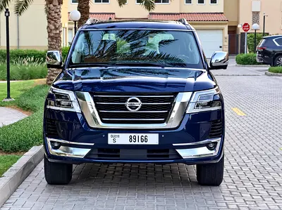 AWR Nissan Patrol LE Platinum V8 5.6L 400HP, Top Option, Original Paint, Perfect Condition