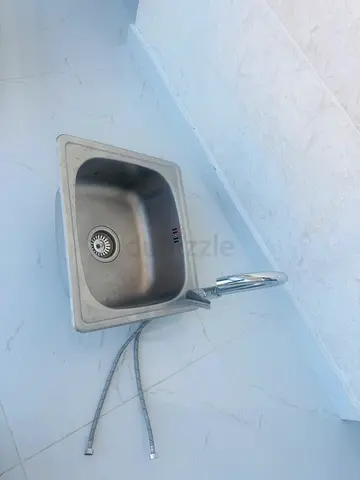 Kitchen sink