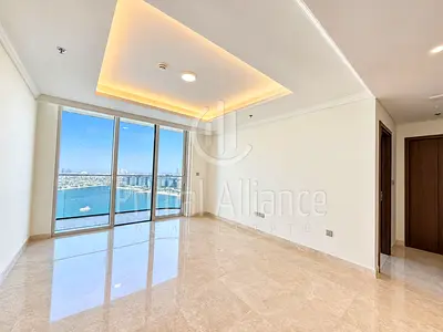 Exclusive | Vacant | Breathtaking Palm View