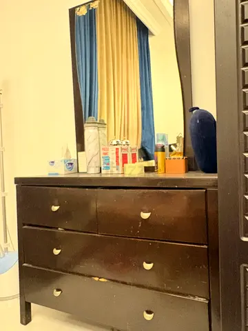 Dark wood dresser with mirror - 4 drawers, good solid condition