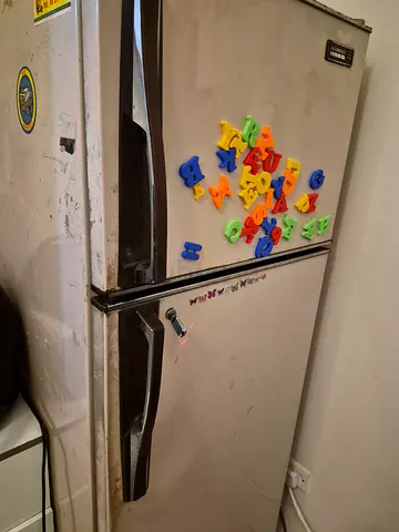 Fridge double door high cooling fridge and freezer.