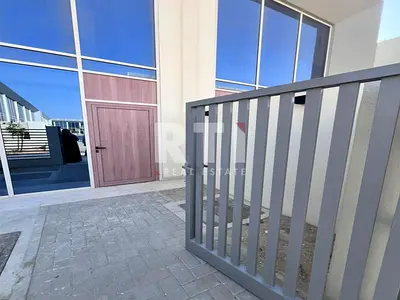 Mid Unit | Negotiable | Amazing Location