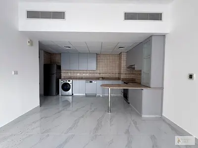 شقة مشرقة بغرفتي نوم | إيستون كورت موتور سيتي | مناظر متعددة