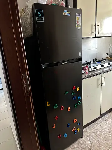 Double Refrigerator of 320L GEEPAS company only 9 months used