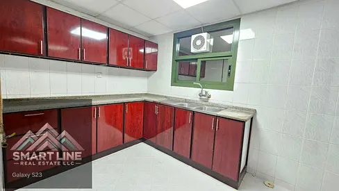 DIRECT FROM OWNER : CHILLER FREE VERY HUGE 3 BHK WITH NICE FINISHES AND FULLY SUN LIGHTED