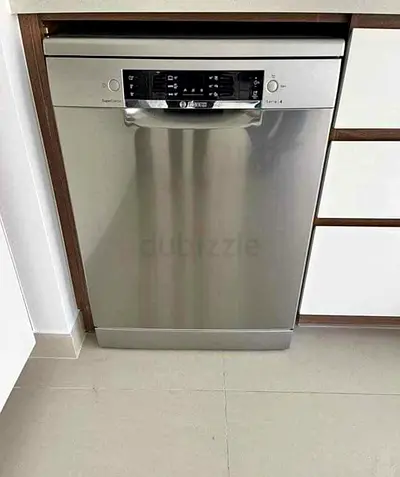Bosch Stainless Steel series 4 Dishwasher - excellent Condition