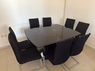Table 8 seater glass