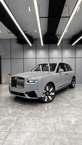 2026 Rolls-Royce Cullinan Silver Badge GCC Specs