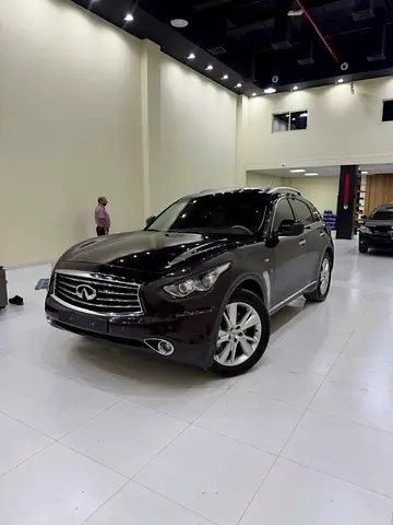 QX70 2015 Luxury SUPER CLEAN