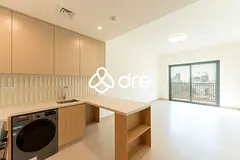 Bright Unit | Brand New | Modern | Good Location