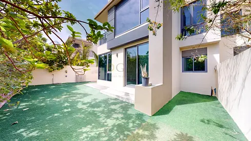 EXCLUSIVE|2E|Green Belt|Rented|Single Row