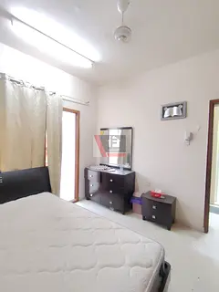 Spacious 2bhk apartment with balcony //near to mega mall and school zone