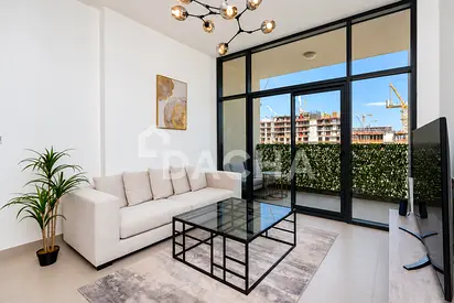 Mid Floor | Vacant | Great Location