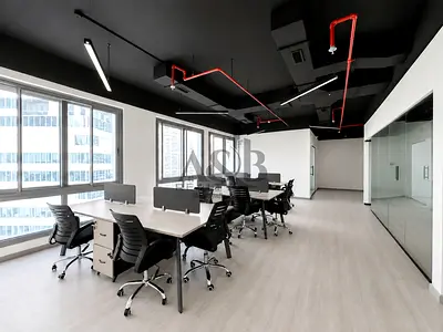 FULLY FITTED OFFICE | HIGH FLOOR | COMMUNITY VIEW