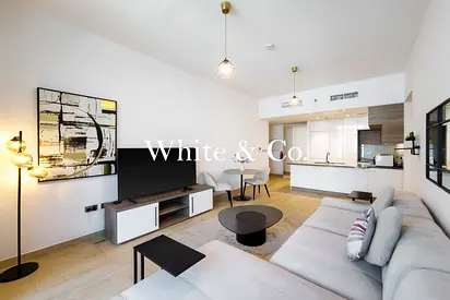 Vacant | Large Layout | Marina View