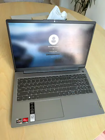 Lenovo laptop (15.6") ideapad slim 3- Ryzen, 8GB RAM, 512GB SSD (Good Condition)