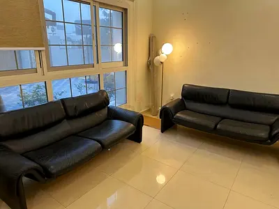 x2 De Sede Ds-2011 two seater sofas in black leather Switzerland, 1980s