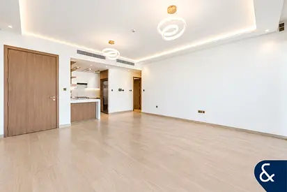 2 Bedrooms | Low Floor | Open To Offers