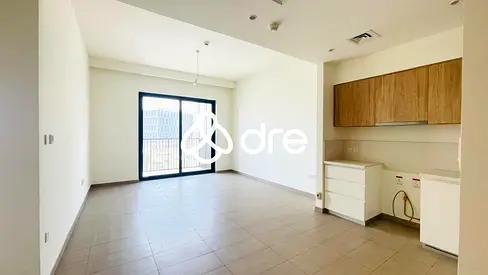 Mid Floor | Boulevard View | Spacious Unit