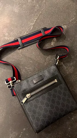 Gucci Monogram Supreme Canvas Crossbody Bag with Red-Blue Strap — Excellent Condition