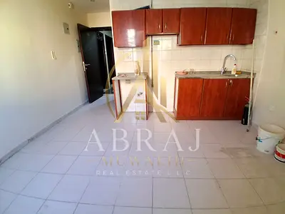 Specious Studio Near To Muweliah Park For Family Building