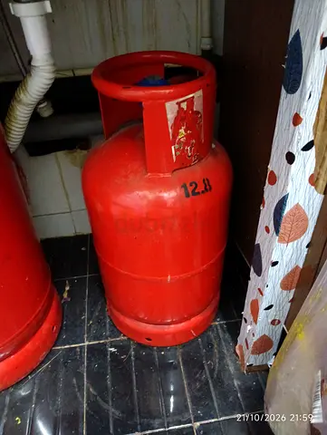 12.8kg Red Gas Cylinder - Used, Good Condition