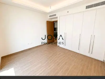 Multiple Options | Built-In Appliances | Spacious