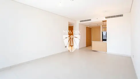 Dubai Mall Access | Sublease Allowed | Mid Floor