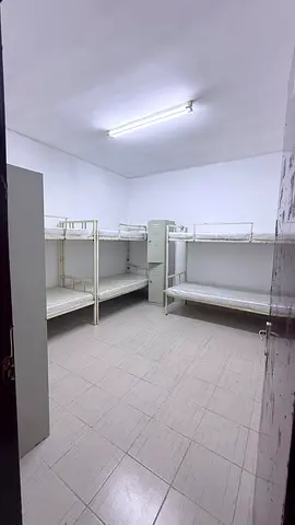 شامل كل الفواتير / مناسب للشركات / فارغ في شهر ١٢ المقبل / مساحه الغرفه ٨ أشخاص