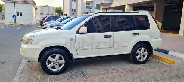NISSAN X TRAIL 2010 SUNROOF NISSAN SERVICE HISTORY 4WD ORIGINAL PAINT