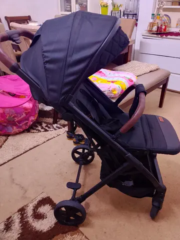Lightweight black standard stroller in good condition