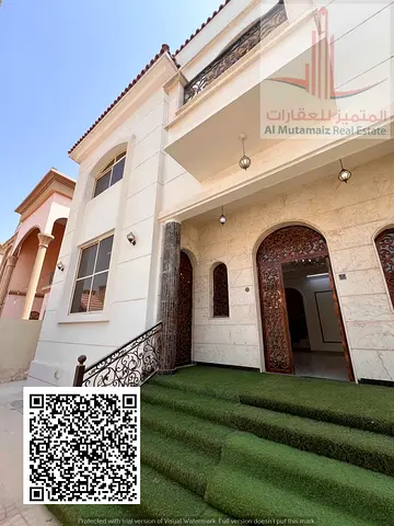 فيلا للايجار بالمويهات 2 /خمس غرف/السعر 100 الف