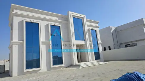 BRAND NEW 5-BEDROOM VILLA | MAID’S ROOM | HUGE GARDEN | LUXURY LIVING