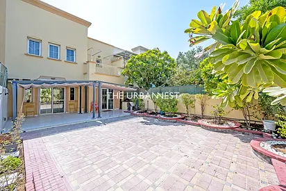 Renovated 3BR | Extended | Close to Pool & Park